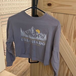 cropped sweatshirt